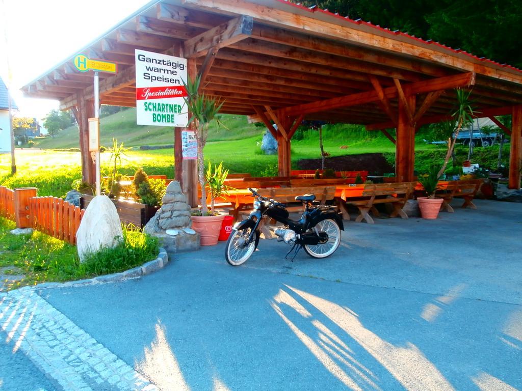 Gasthof Zum Loewen Sankt Jakob im Lesachtal Bagian luar foto
