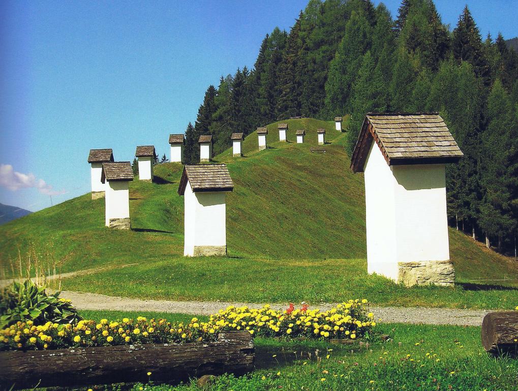 Gasthof Zum Loewen Sankt Jakob im Lesachtal Bagian luar foto
